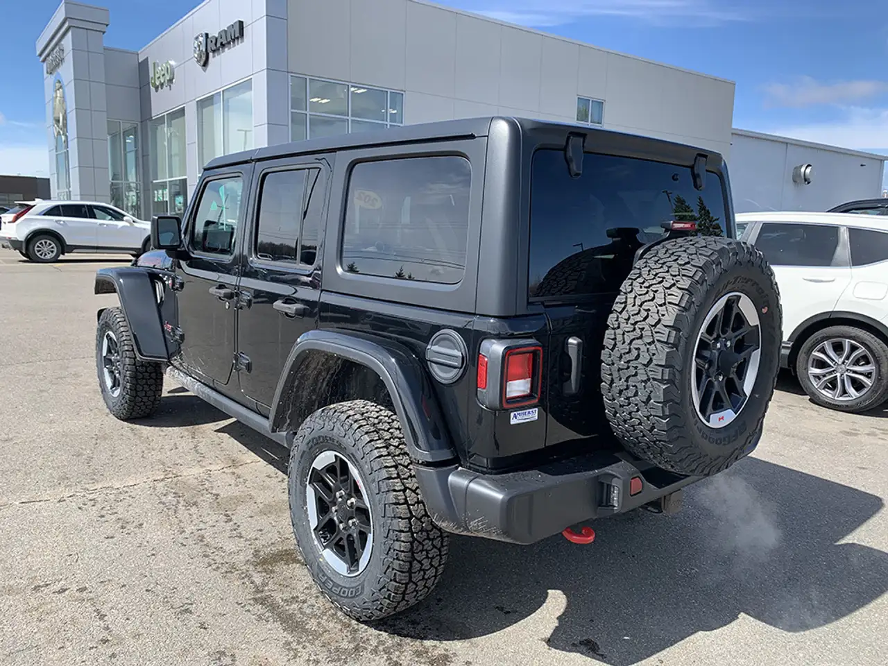 Jeep Wrangler снимка Jeep Wrangler