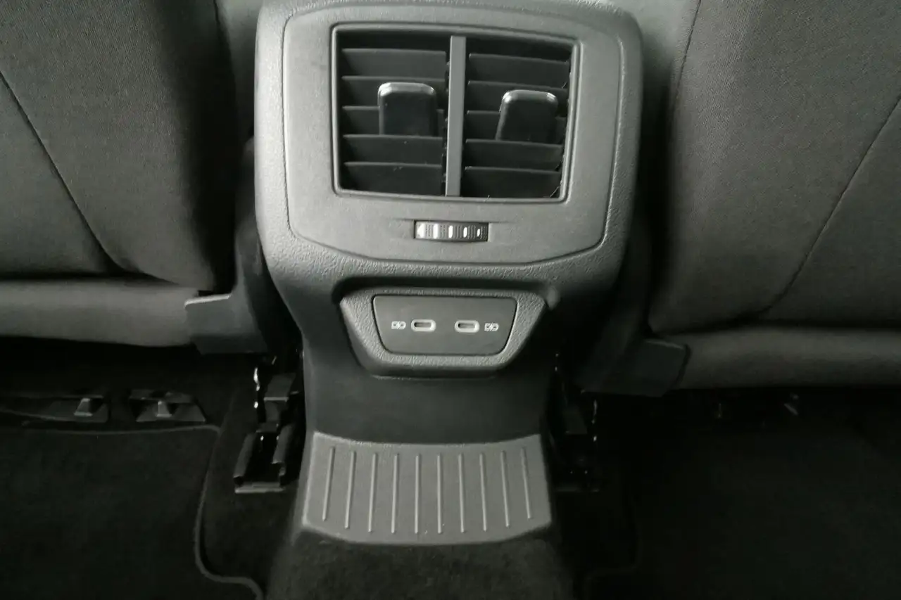 Volkswagen T-Roc 1.0 TSI Life Navi|Sitzheizg|ParkAs|LED LED 16