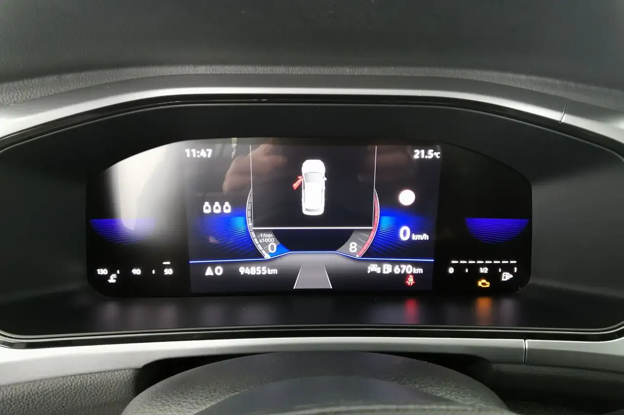Volkswagen T-Roc 1.0 TSI Life Navi|Sitzheizg|ParkAs|LED LED 7