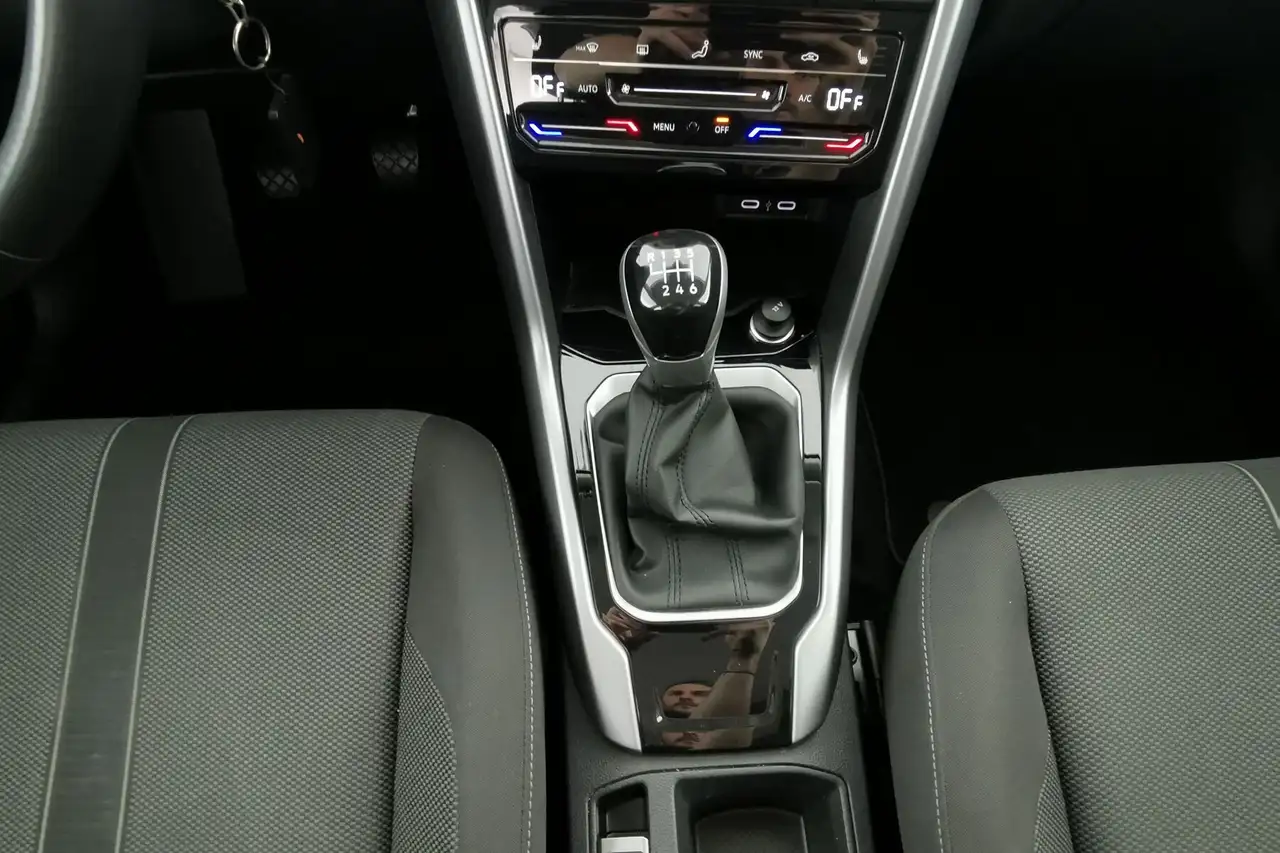 Volkswagen T-Roc 1.0 TSI Life Navi|Sitzheizg|ParkAs|LED LED 13