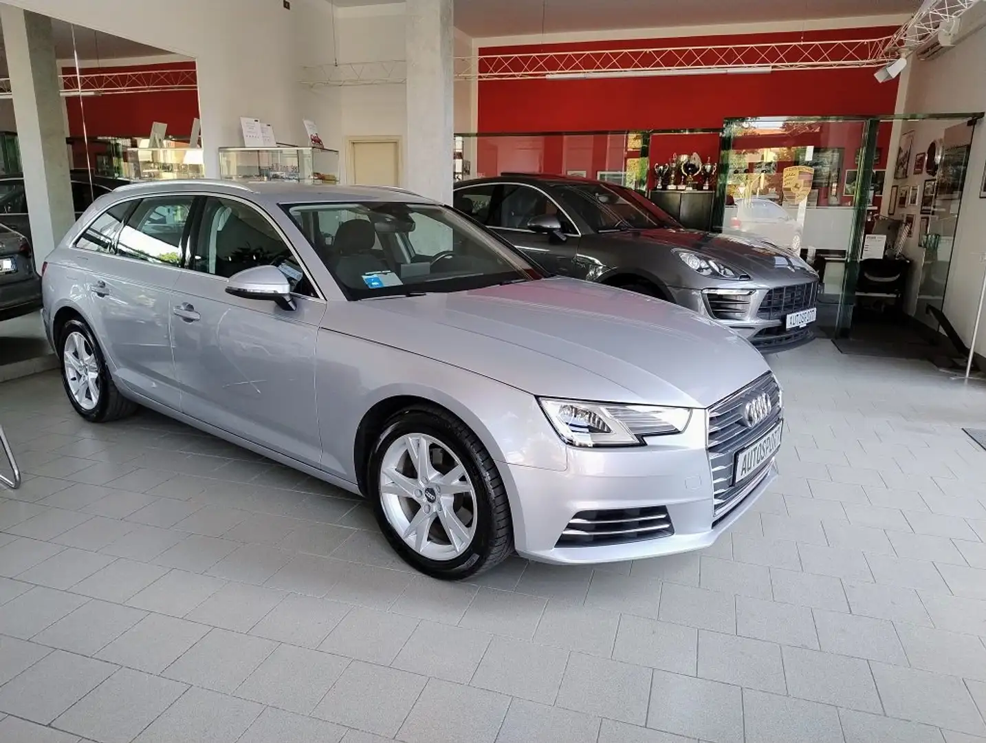 Audi A4 2.0 Tdi Avant Sport 150cv 6m Gris - 1
