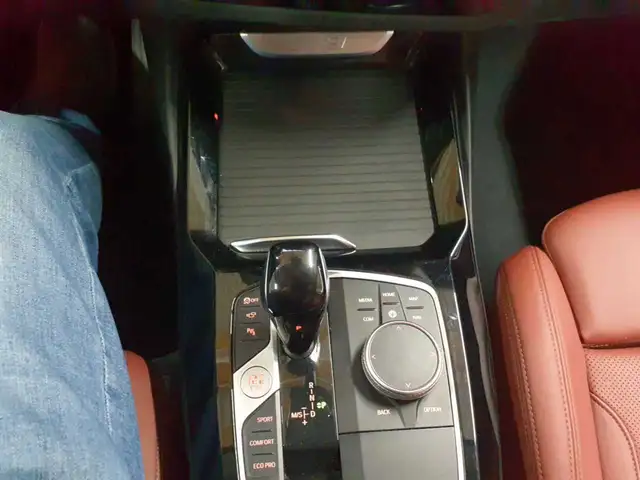BMW X3 view 10