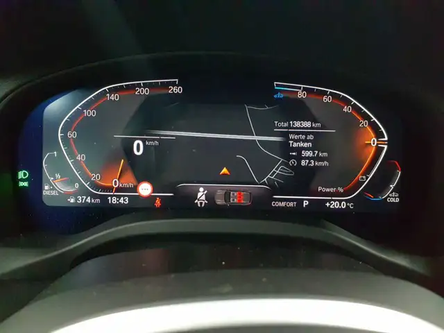 BMW X3 view 11