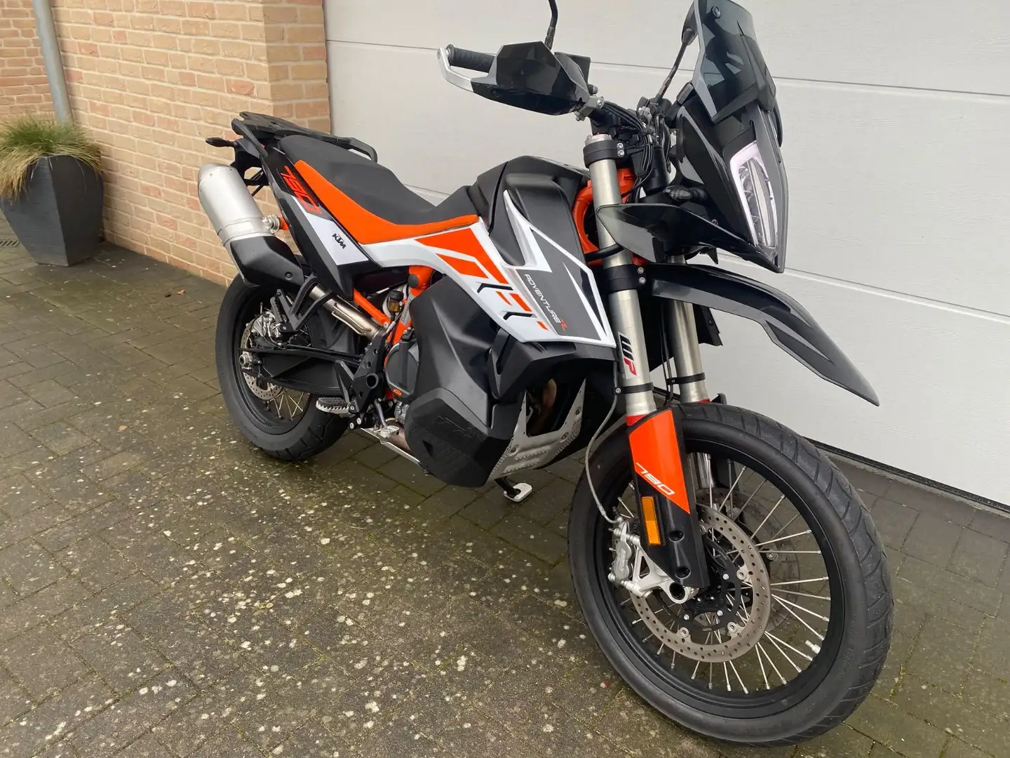 KTM 790 Adventure R Quickshifter - 1