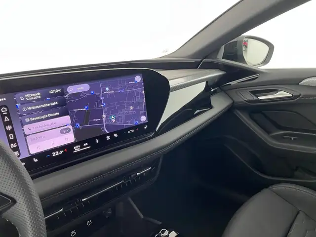 Audi E-Tron view 9