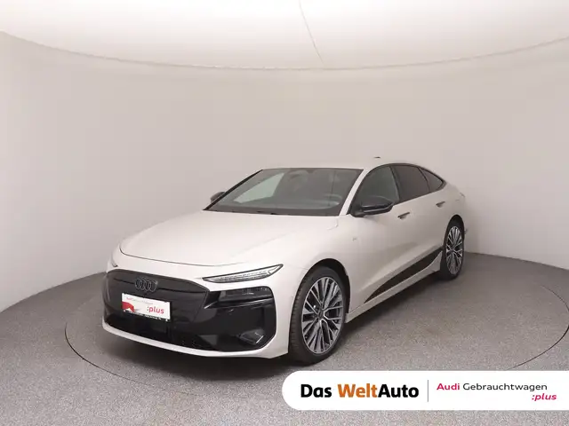 Audi E-Tron main image