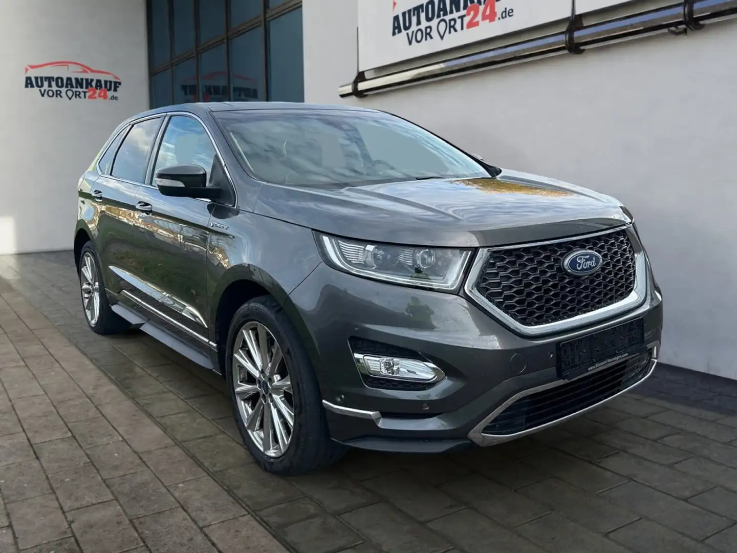 Ford Edge Vignale 4x4*Standheizung*Pano*Voll* Klima Navi Gris - 1