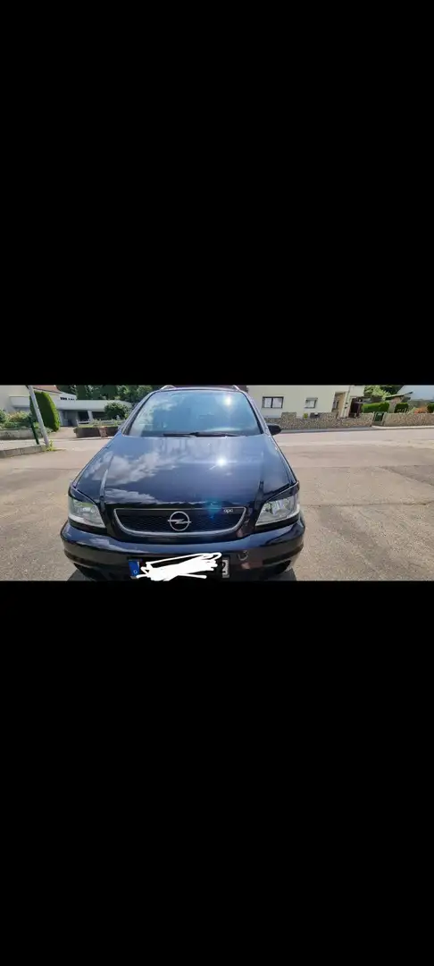 Opel Zafira OPC Schwarz - 1