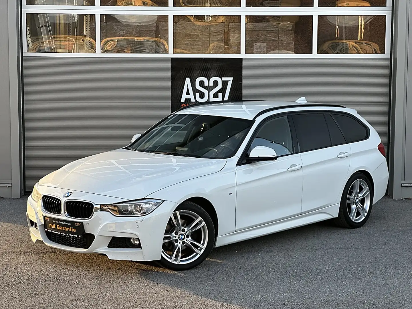 BMW 318 d Touring Aut. Weiß - 1