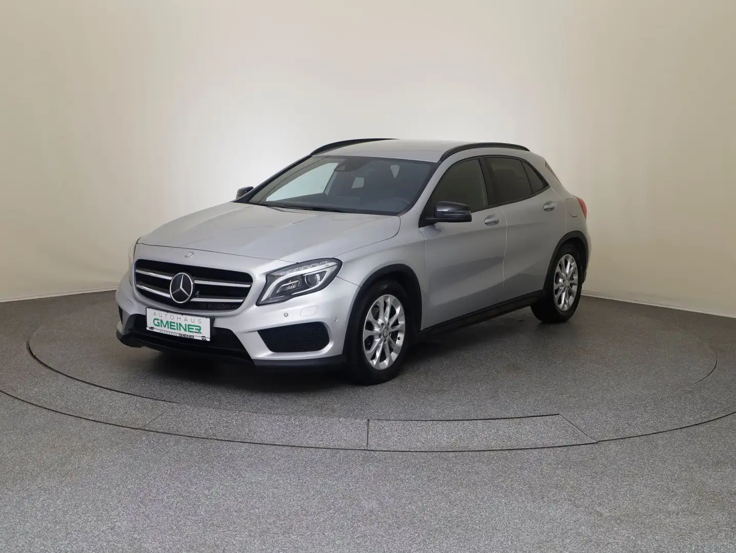 Mercedes-Benz GLA 200 GLA 200 CDI / d 4Matic Silber - 1