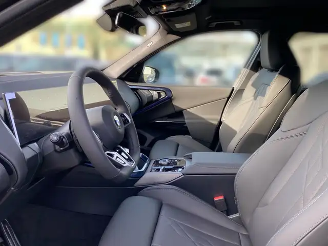 BMW X3 view 7