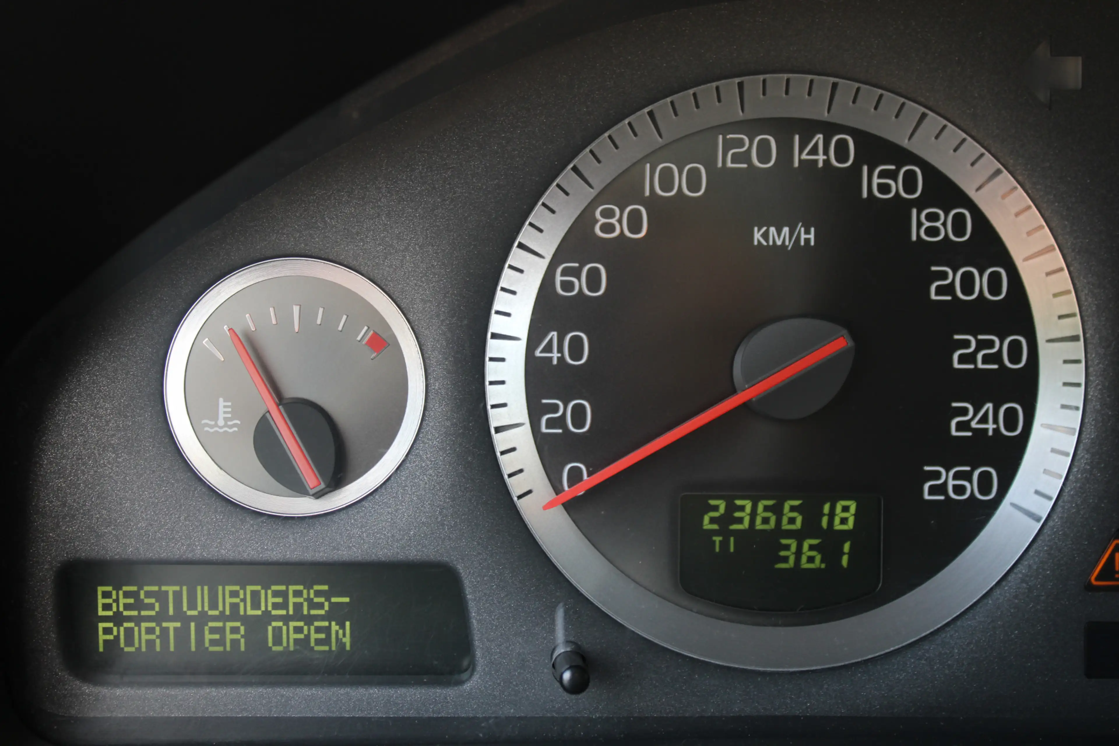 Volvo V70 2.5T AUTOMAAT YOUNGTIMER incl. 21% BTW — photo 28