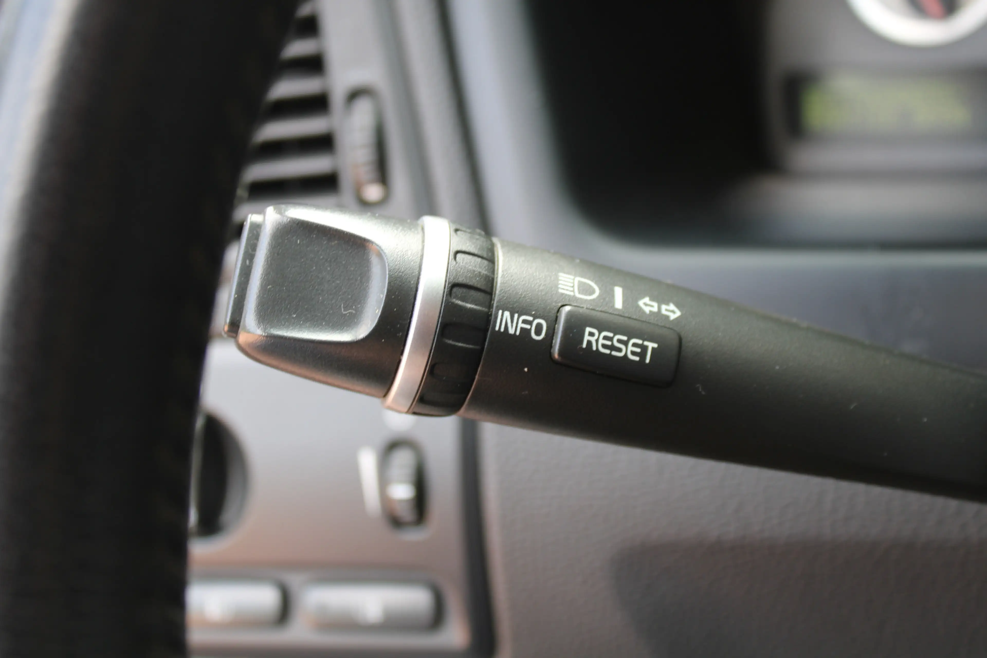 Volvo V70 2.5T AUTOMAAT YOUNGTIMER incl. 21% BTW — photo 29