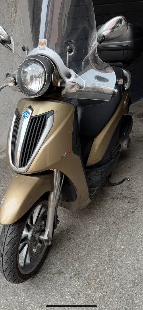 Piaggio Carnaby 300 cruiser - 1