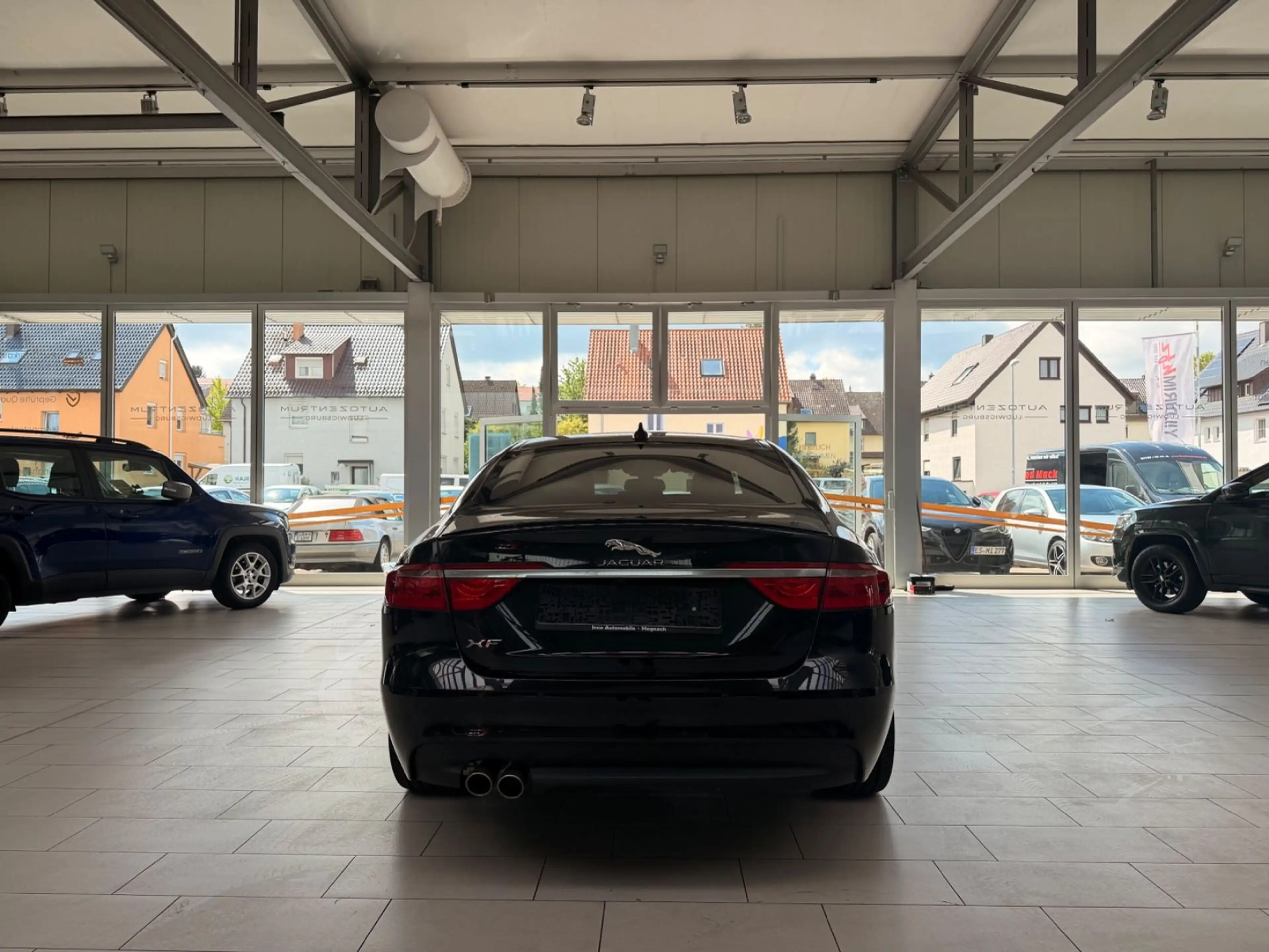 Jaguar XF R-Sport*VOLLAUSSTATTUNG* — photo 7