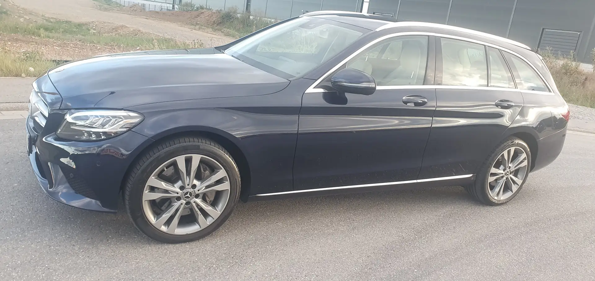 Mercedes-Benz C 400 C 400 4Matic T 9G-TRONIC Avantgarde Albastru - 1