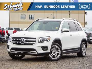 GLB 250 4Matic w/Panoramic Sunroof