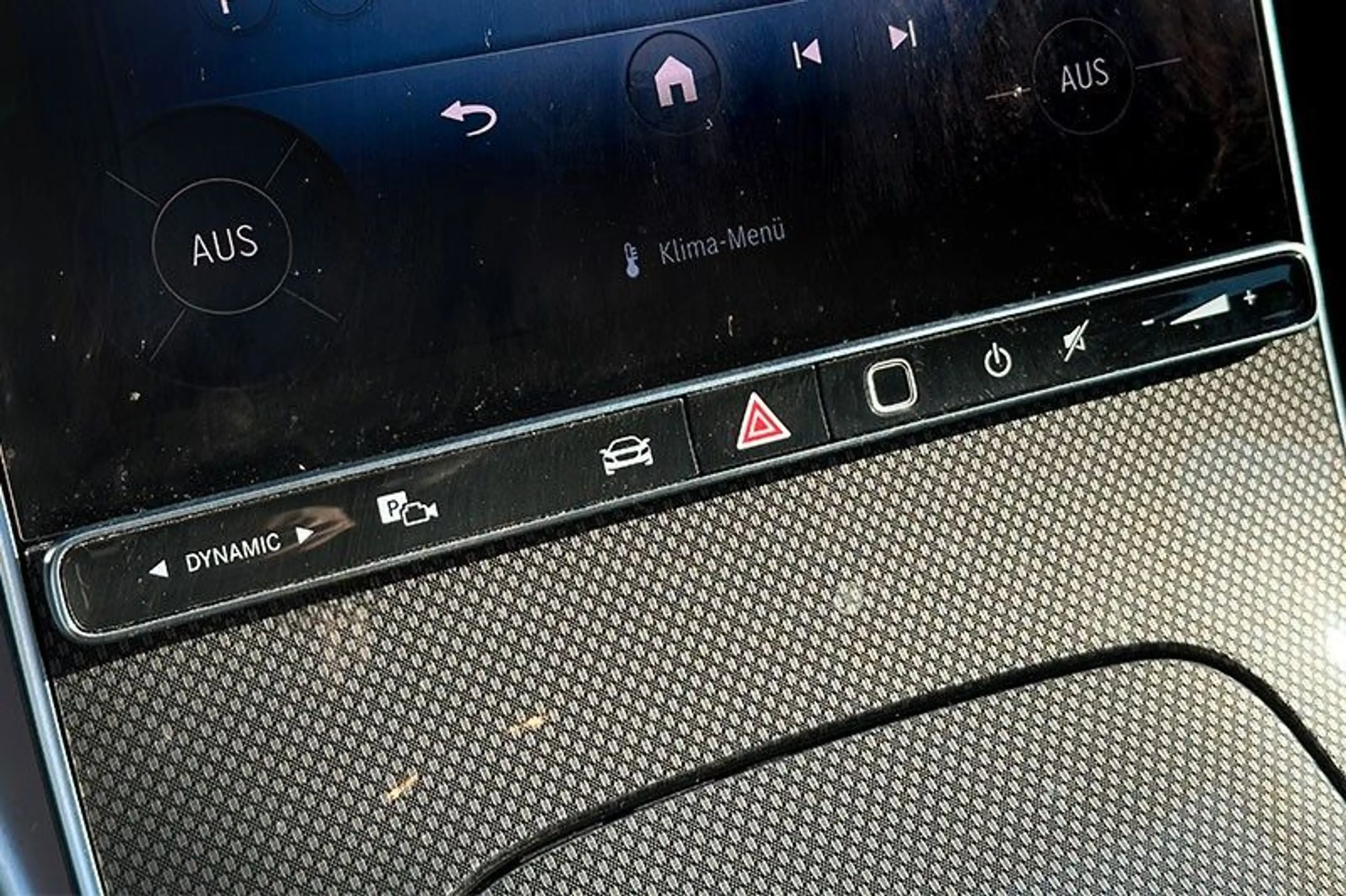 Mercedes-Benz C 300 C Limousine C 300 d — photo 15