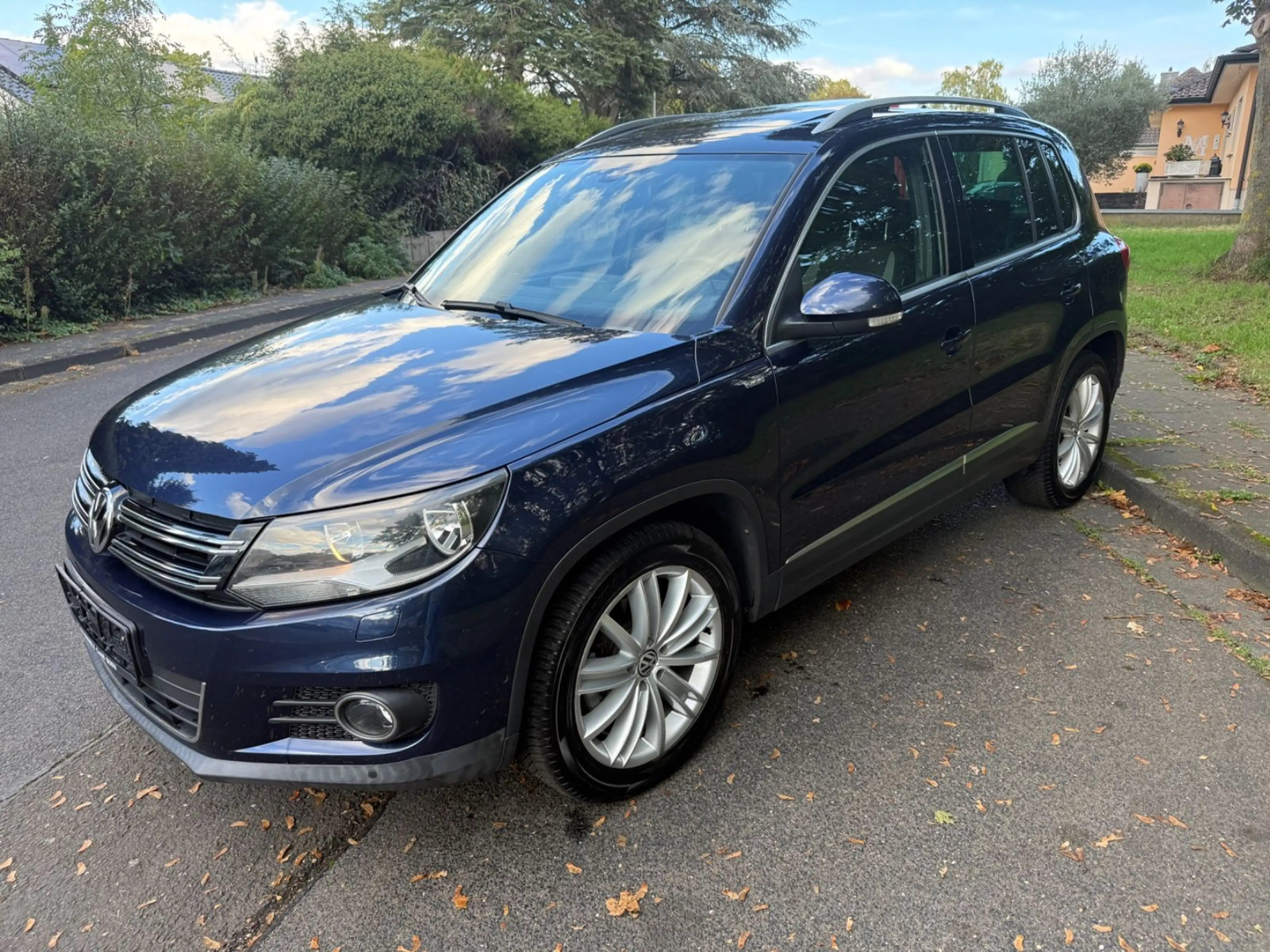 Volkswagen Tiguan Sport & Style BMT,Panoram,Navi — photo 2