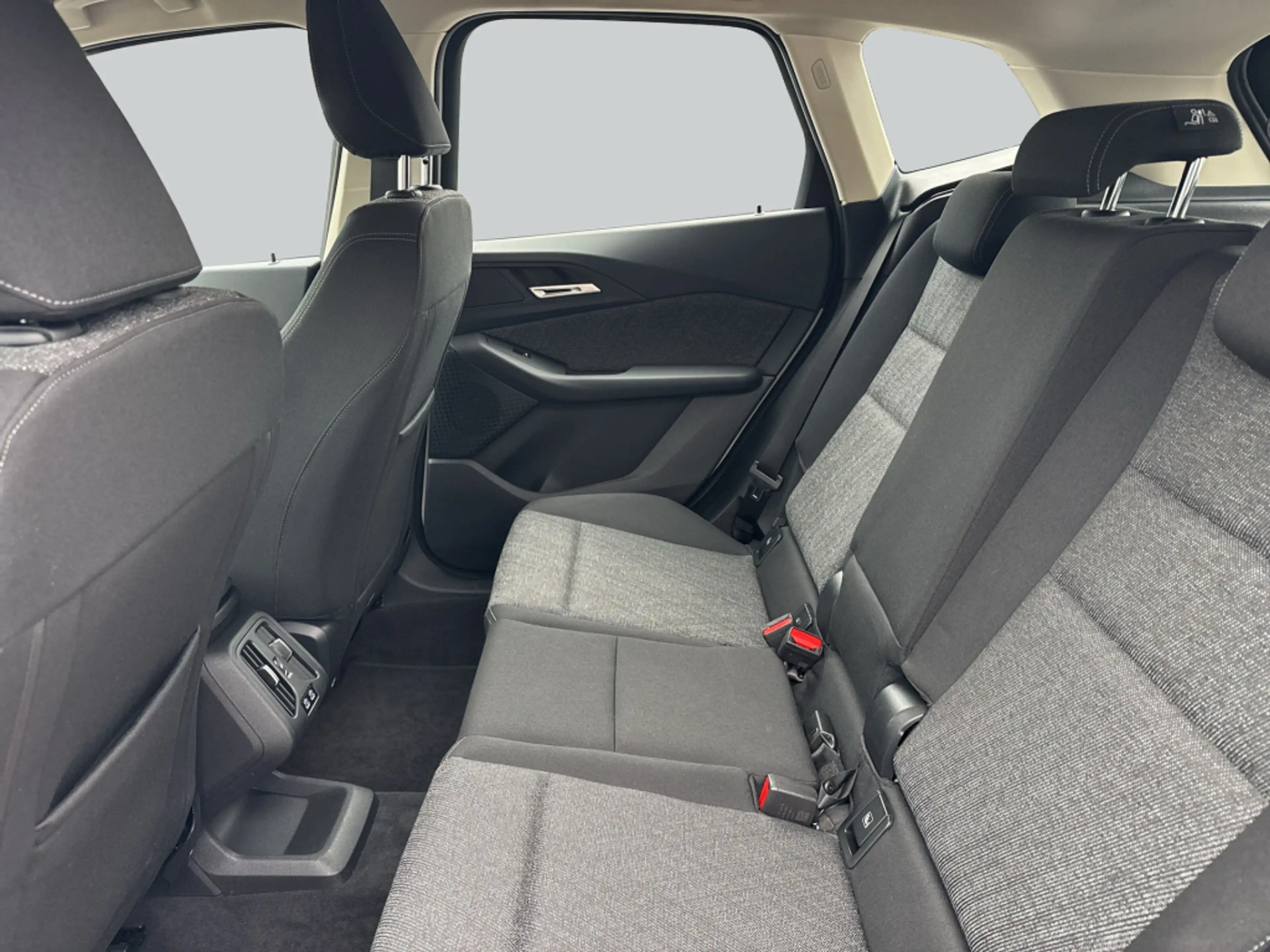 BMW 216 216i Active Tourer Aut., SHZ — photo 12