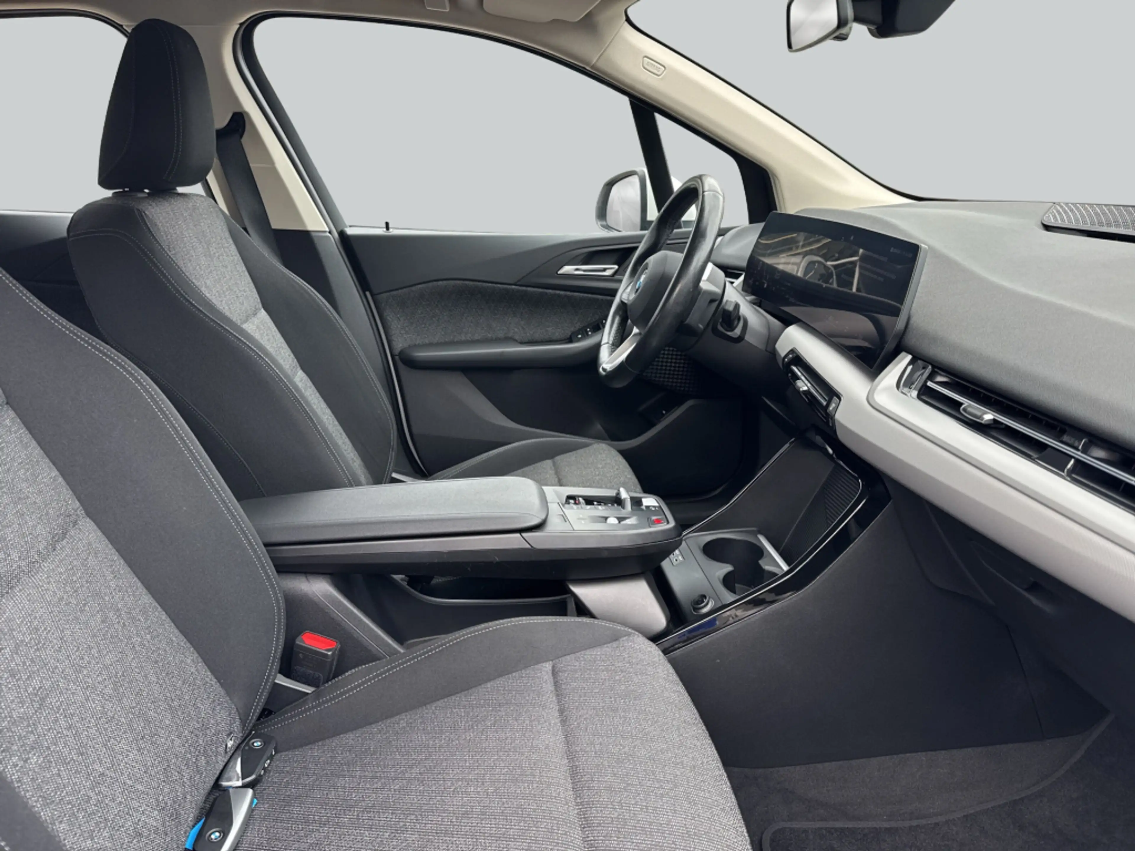 BMW 216 216i Active Tourer Aut., SHZ — photo 13