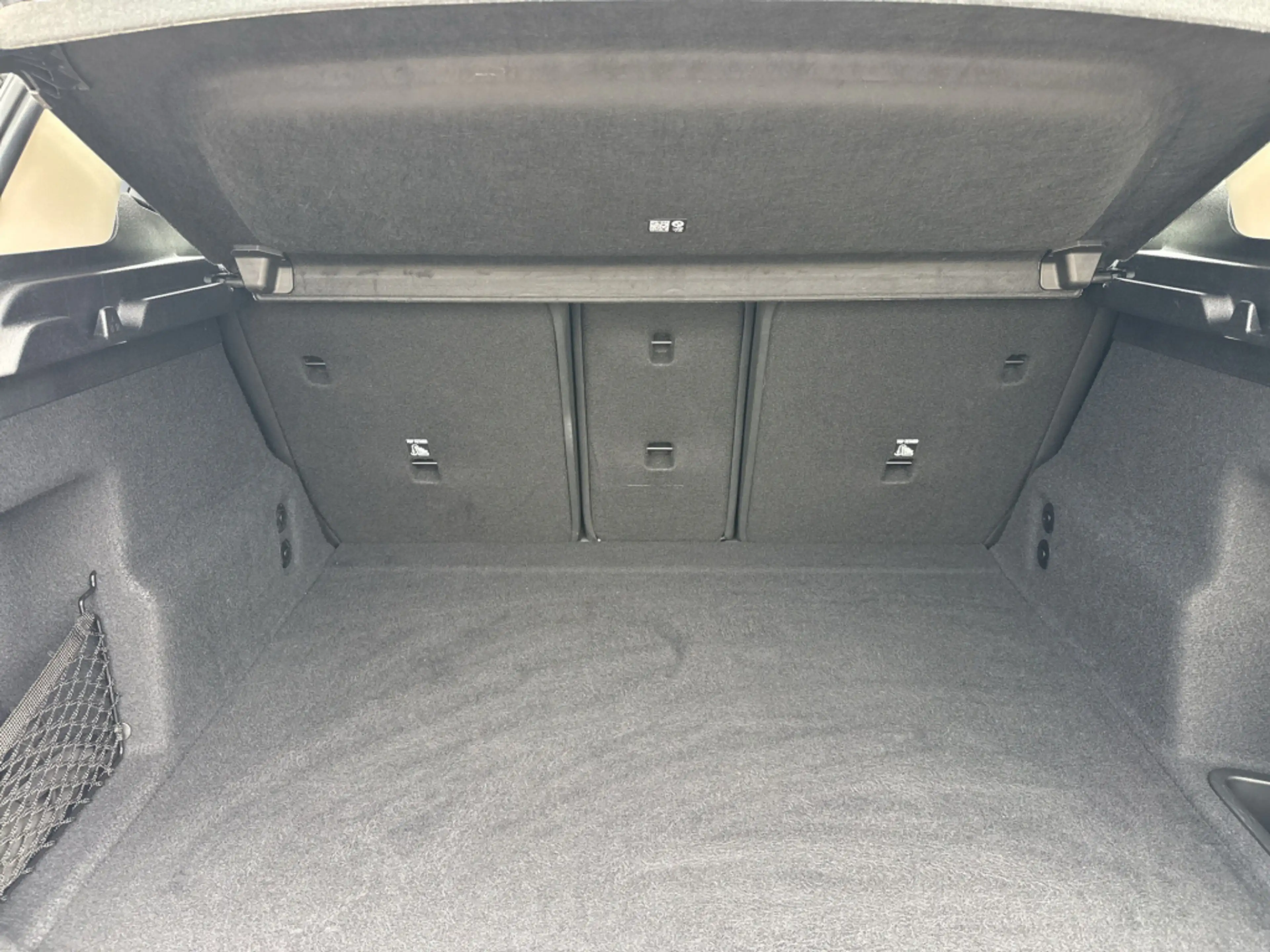 BMW 216 216i Active Tourer Aut., SHZ — photo 9