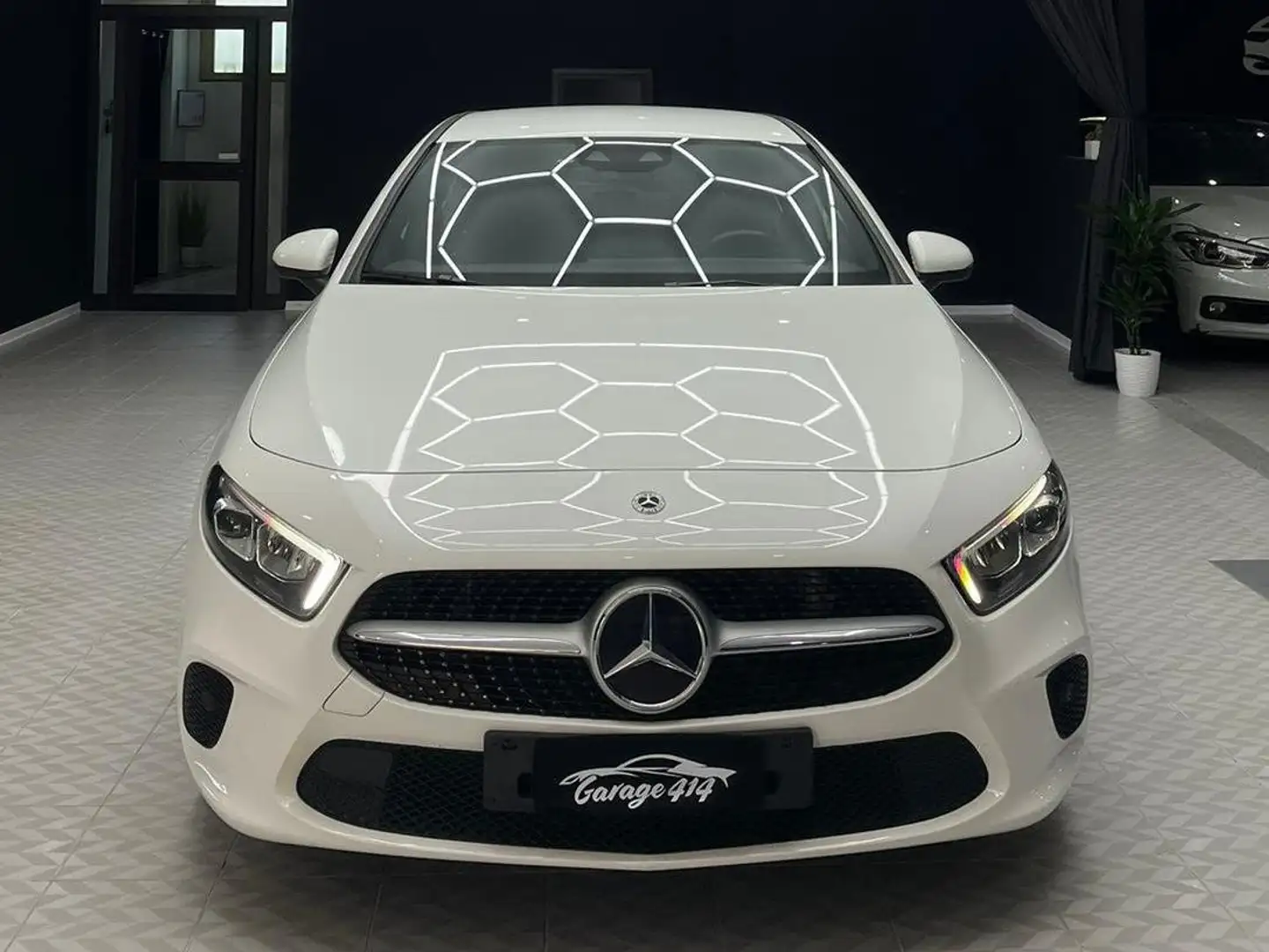 Mercedes-Benz A 180 A 180 Premium auto Bianco - 2