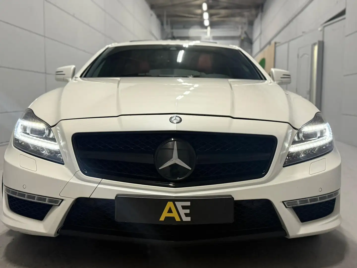 Mercedes-Benz CLS 63 AMG Shooting Brake 4-Matic Blanc - 2
