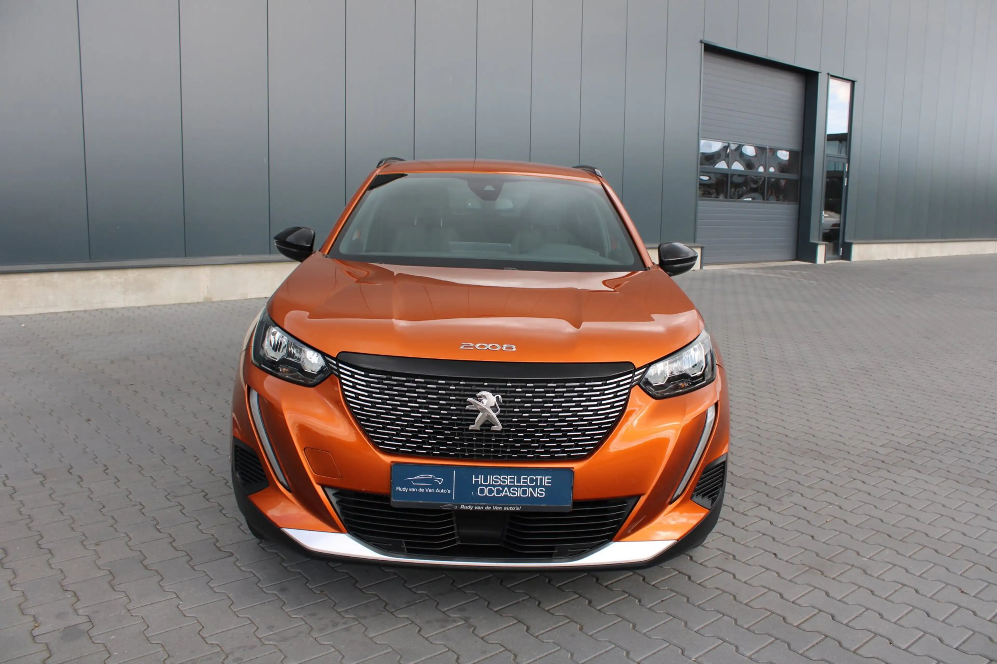 Peugeot 2008 1.2 PureTech Allure Pack Premium Plus NIEUWE BANDE — photo 8