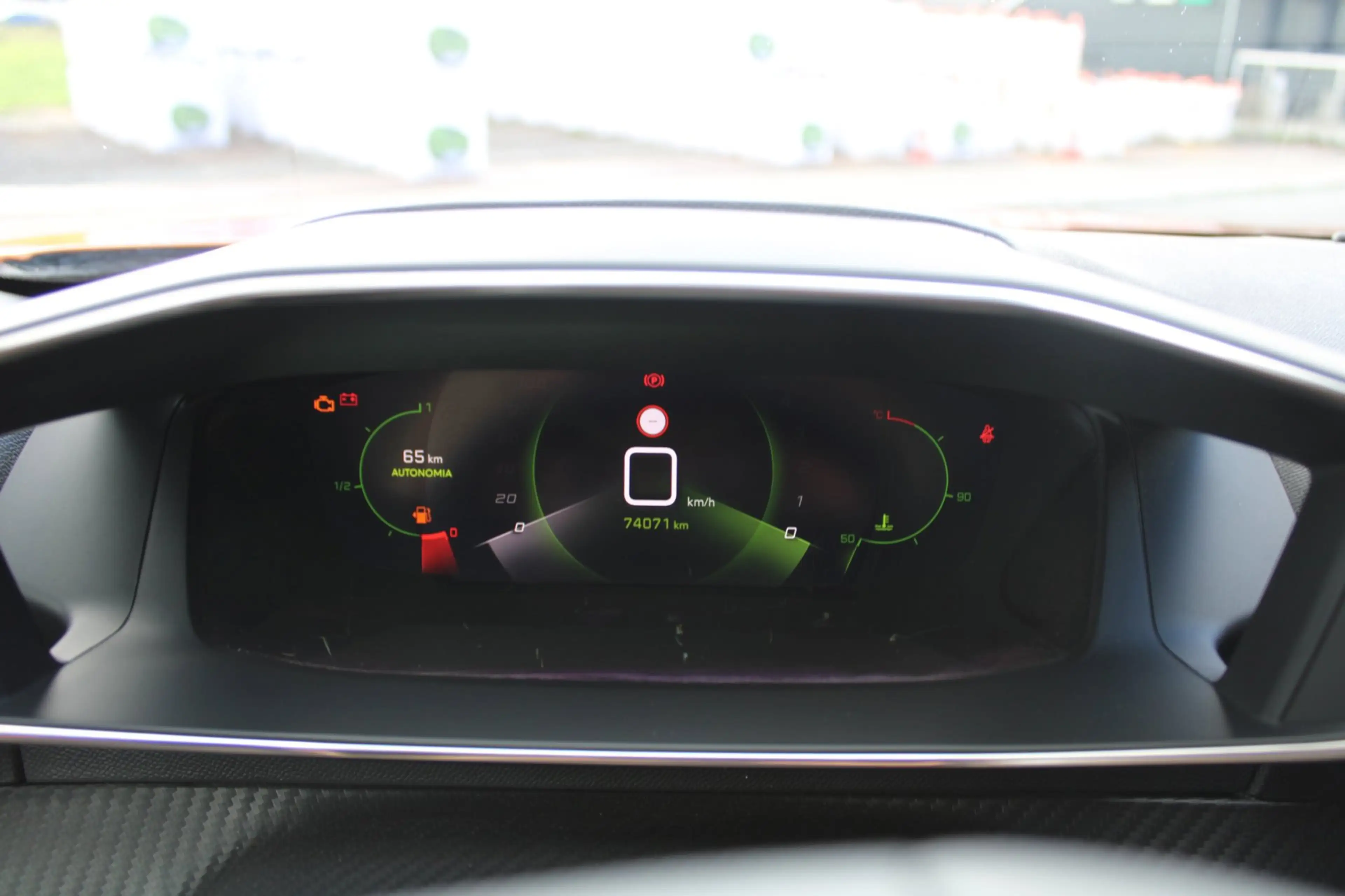 Peugeot 2008 1.2 PureTech Allure Pack Premium Plus NIEUWE BANDE — photo 19