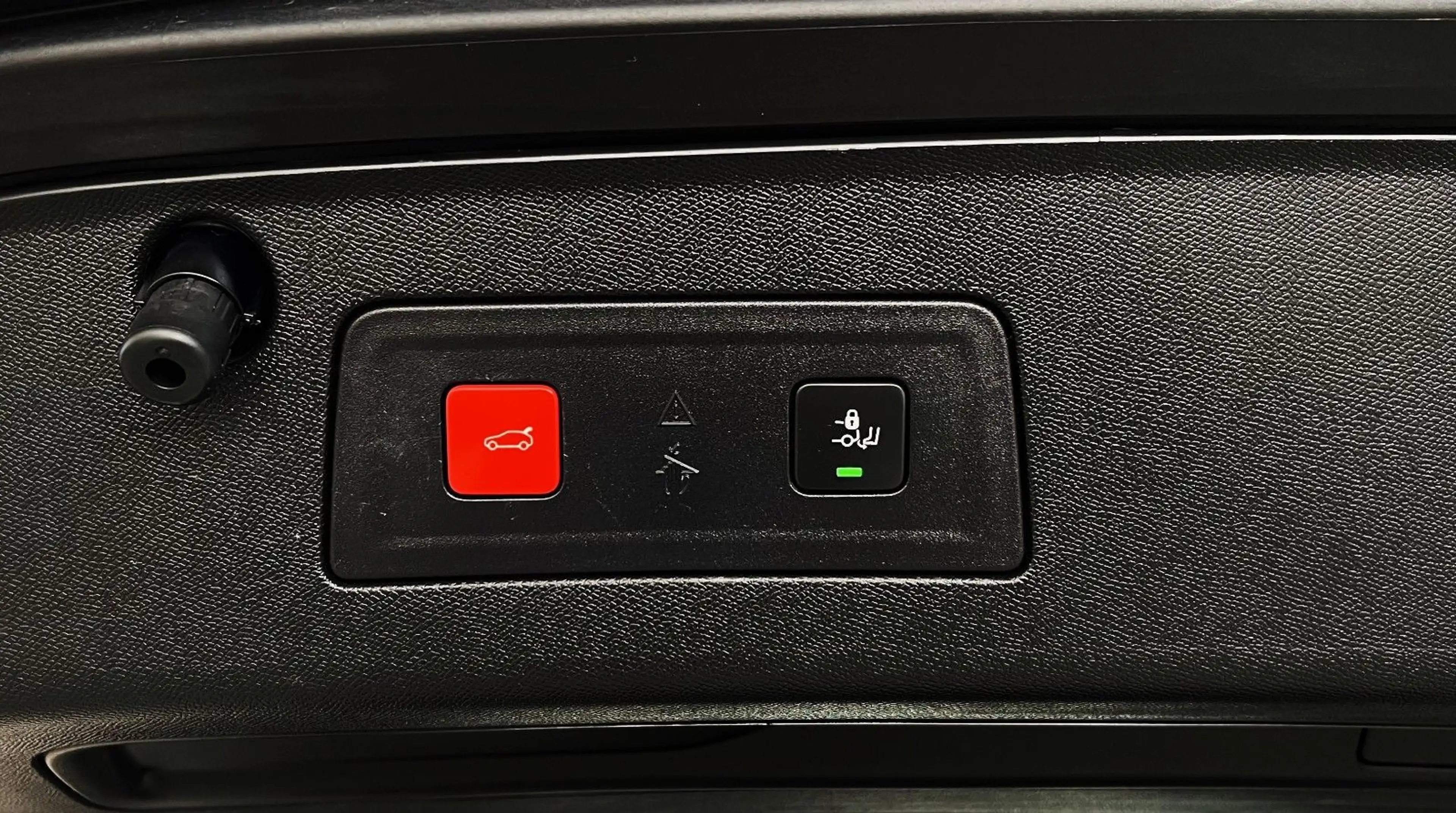 Peugeot 508 SW/GT/165 kW/Plug-in-Hybrid/360°Kamera/Sport — photo 8