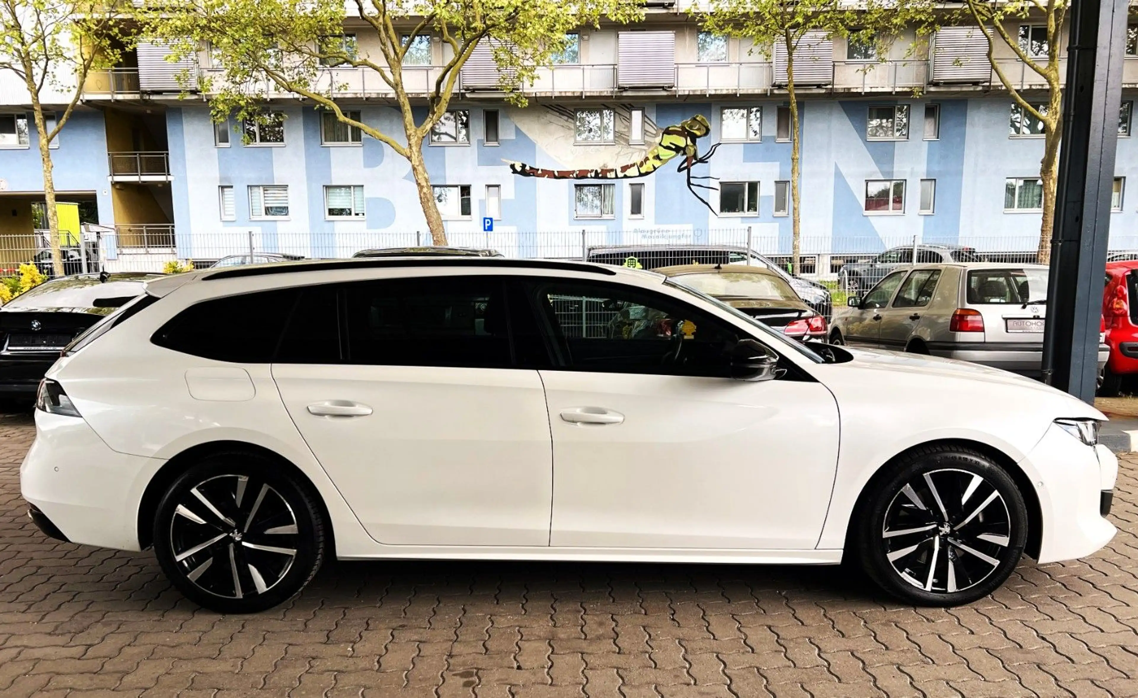 Peugeot 508 SW/GT/165 kW/Plug-in-Hybrid/360°Kamera/Sport — photo 10