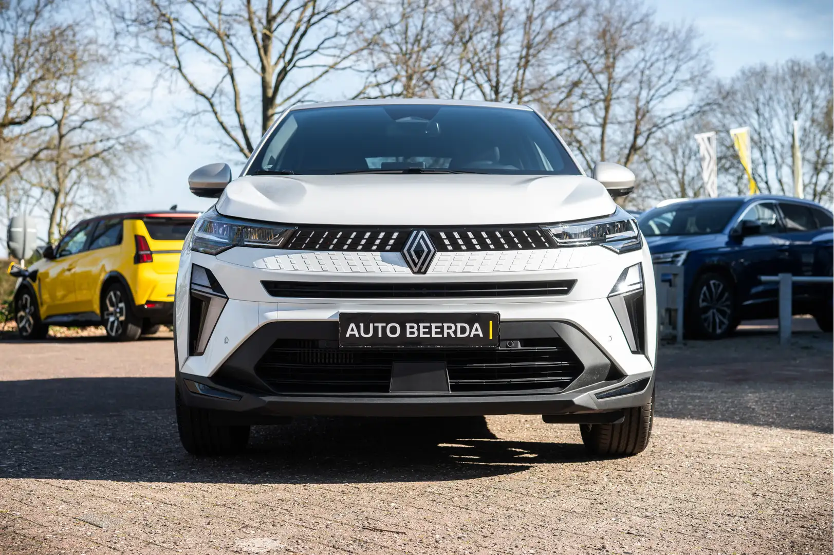 Renault Captur mild hybrid 160 EDC techno | Camera | Fabrieksgara Wit - 2