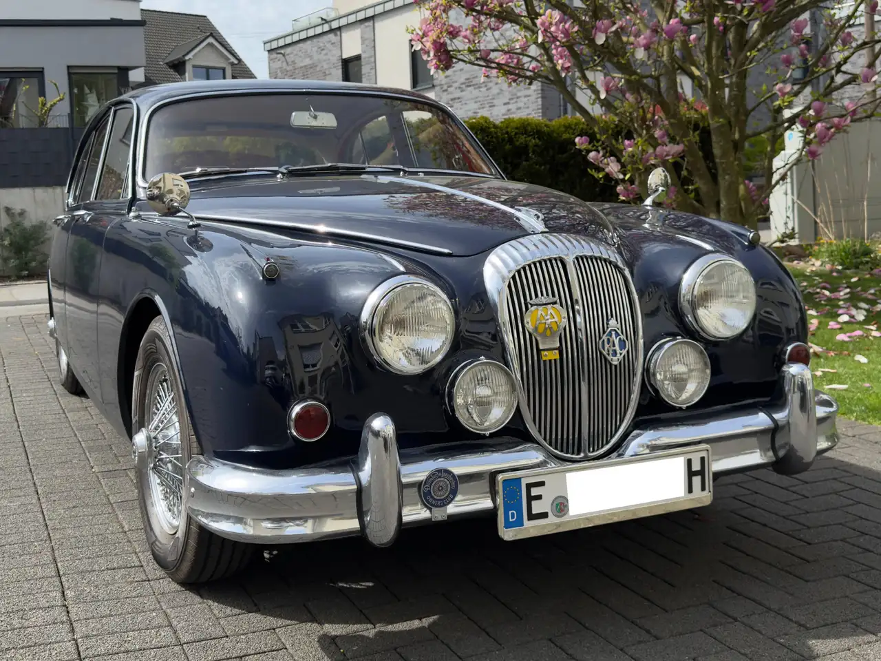 Jaguar MK II Daimler V8 250, foto 4