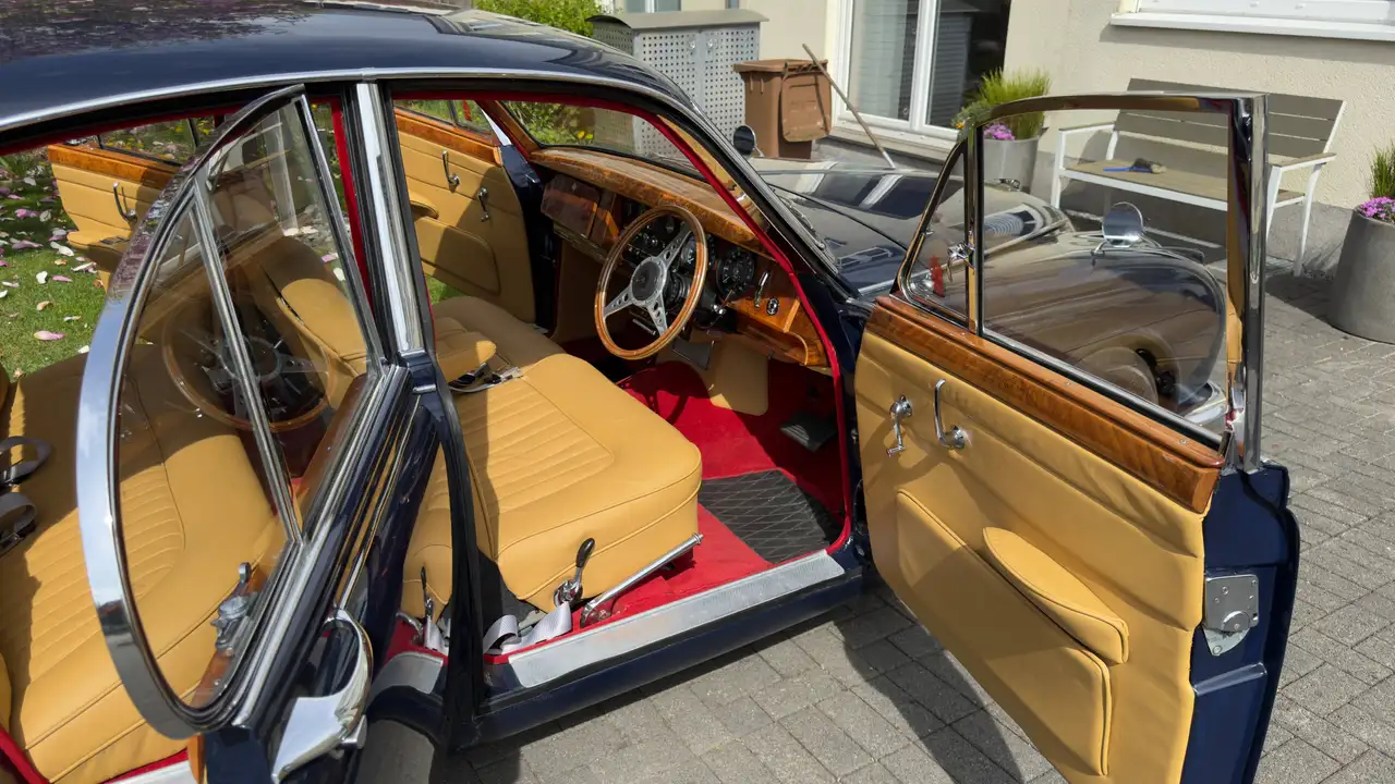 Jaguar MK II Daimler V8 250, foto 7