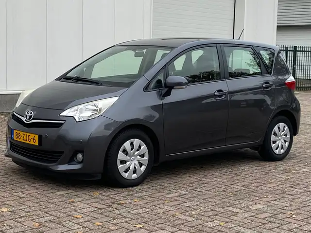 Toyota Verso-S 1.3 VVT-i Aspiration AUTOMAAT