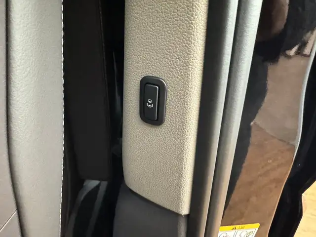 Volkswagen T7 Multivan VW T7 Multivan Style ÜH eHybrid 180 kW 4MOTION Ansicht 14