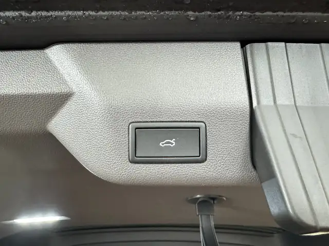 Volkswagen T7 Multivan VW T7 Multivan Style ÜH eHybrid 180 kW 4MOTION Ansicht 15