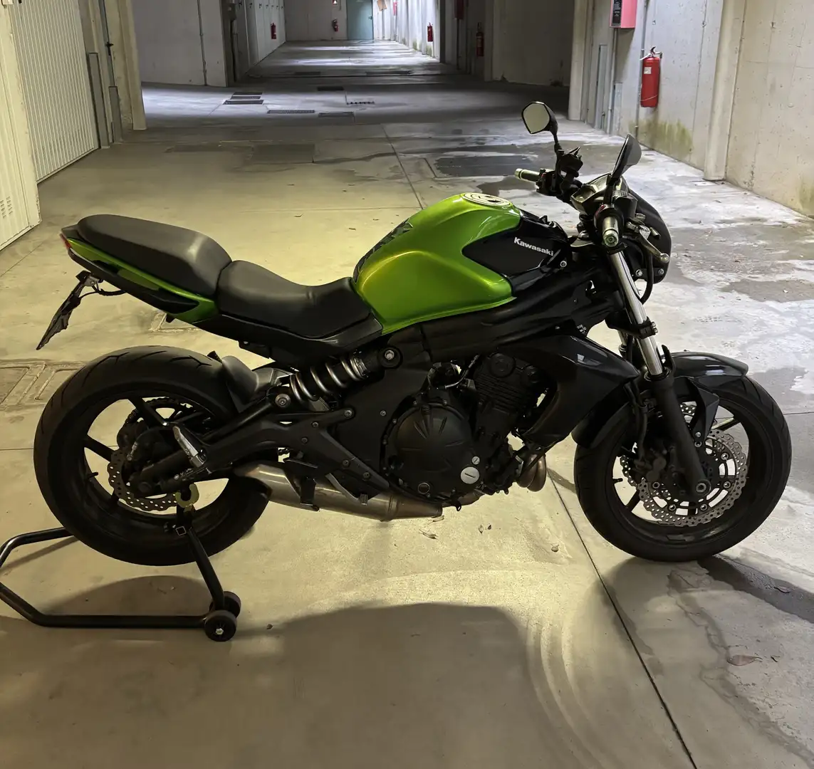 Kawasaki ER - 6 N Vert - 2