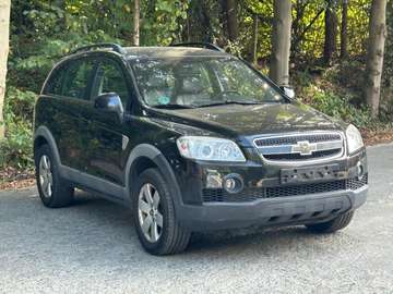 Captiva 2.4i 4x2 LS 7pl.