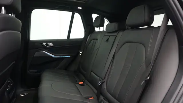 BMW X5 xDrive45e Ansicht 5