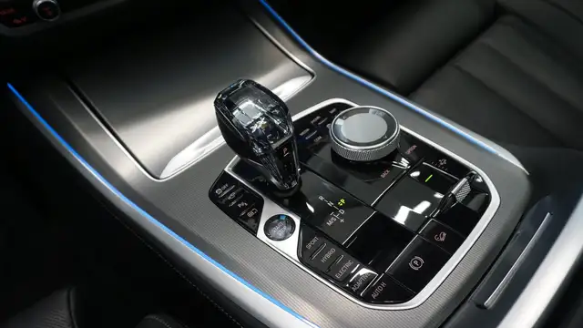 BMW X5 xDrive45e Ansicht 12