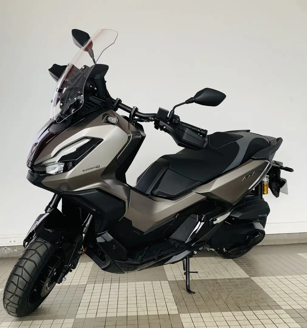 Honda ADV 350 Argent - 2