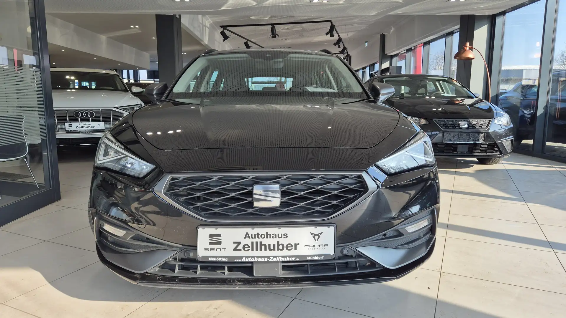 SEAT Leon ST 1.5TSI FR *ACC*Navi*elek.Heck*Sitzhzg* Schwarz - 2