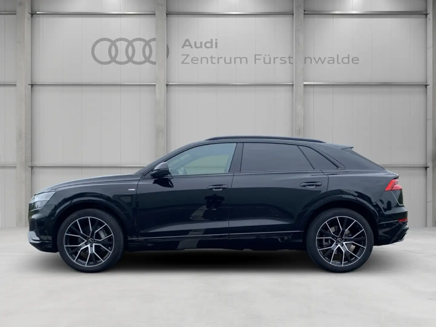 Audi Q8 50 TDI tiptronic quattro S-line Sportpaket Luftfed Schwarz - 2