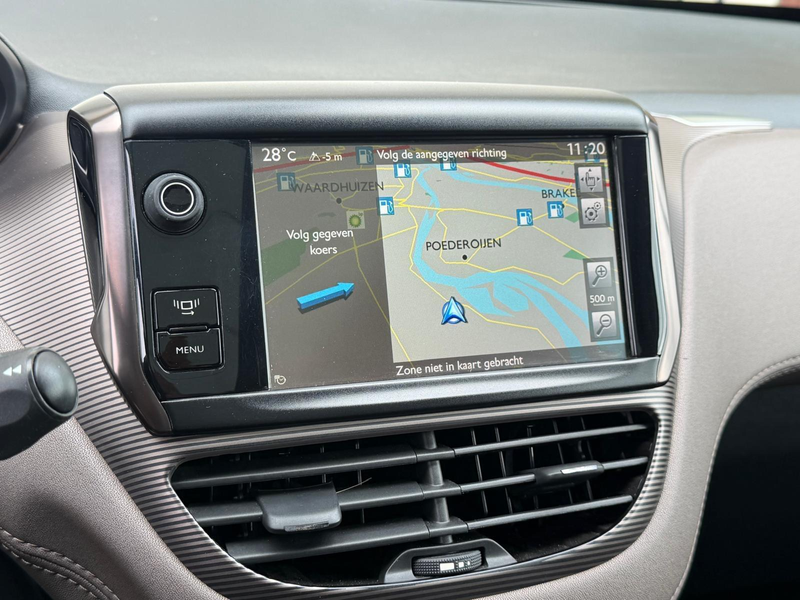 Peugeot 2008 1.6 VTi Féline/PANO/TREKH/PARKS/NAVI/APK/NAP — photo 17