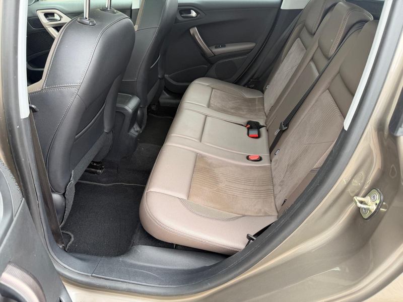 Peugeot 2008 1.6 VTi Féline/PANO/TREKH/PARKS/NAVI/APK/NAP — photo 22