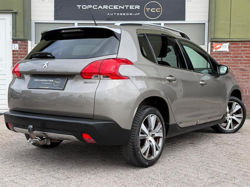 Peugeot 2008 1.6 VTi Féline/PANO/TREKH/PARKS/NAVI/APK/NAP — photo 6