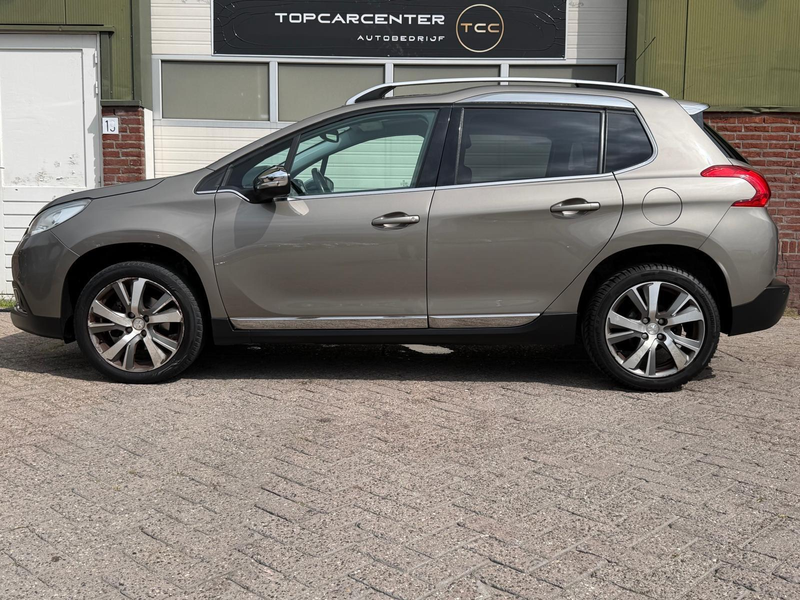 Peugeot 2008 1.6 VTi Féline/PANO/TREKH/PARKS/NAVI/APK/NAP — photo 4