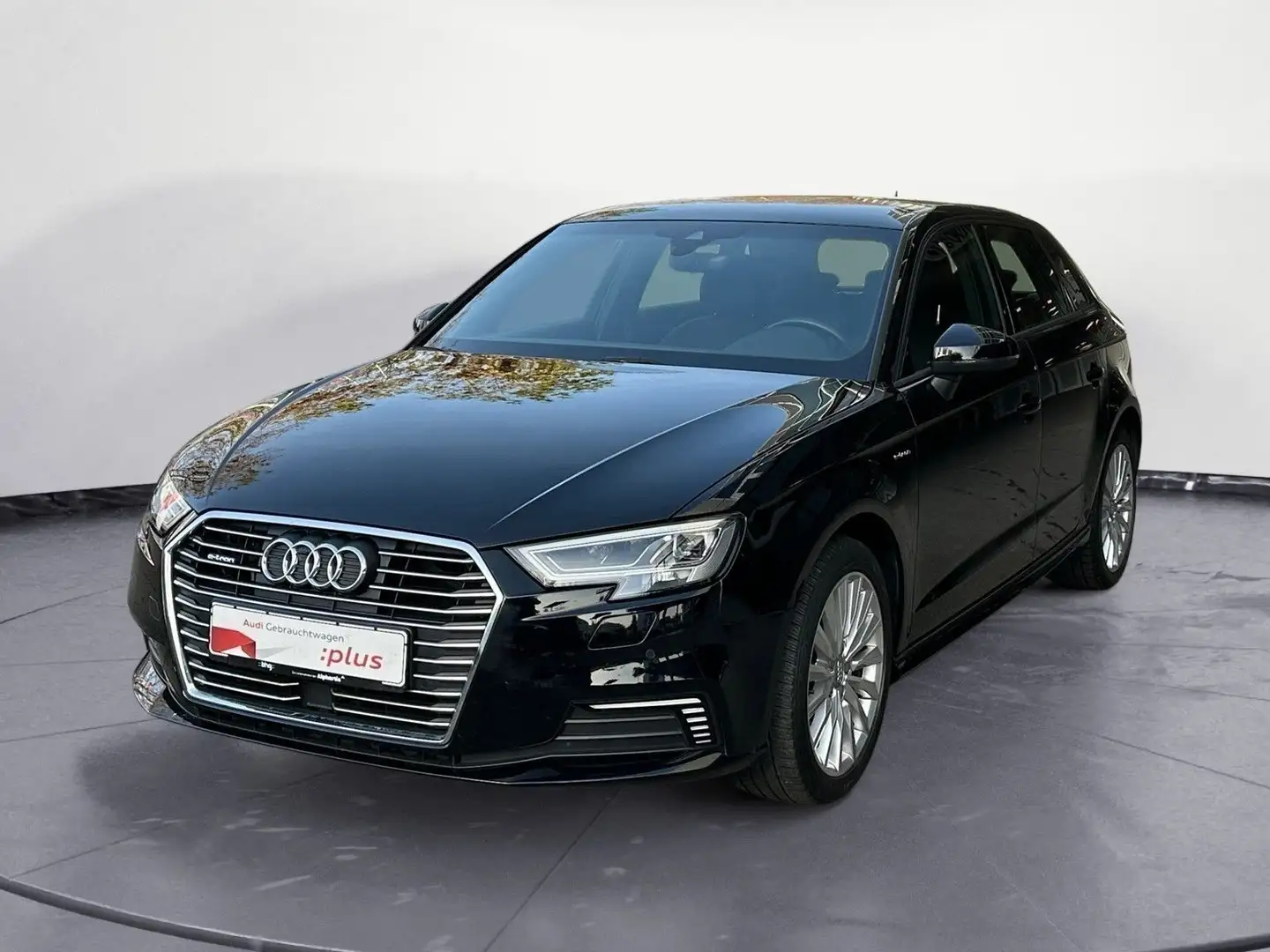 Audi A3 1.4 TFSIe LED/Navi/Assist/uvm. Schwarz - 2